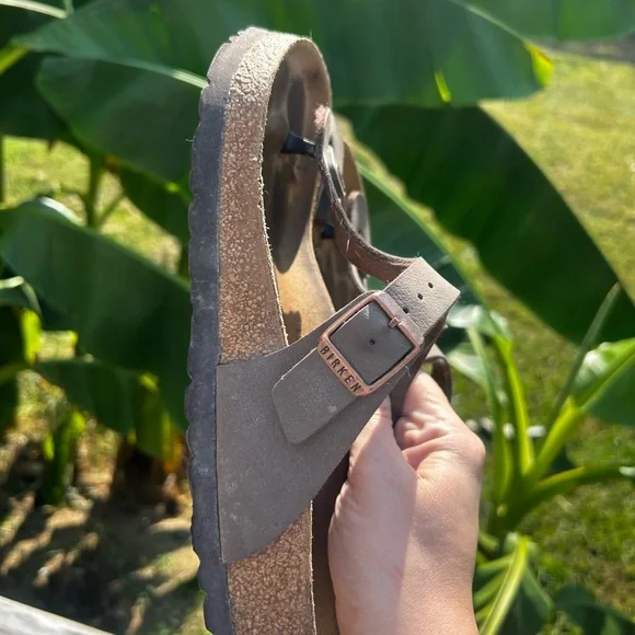 Birkenstock Womens Gizeh Sandel - Brown, Womens Size 38(7.5-8) - Picture 9 of 12